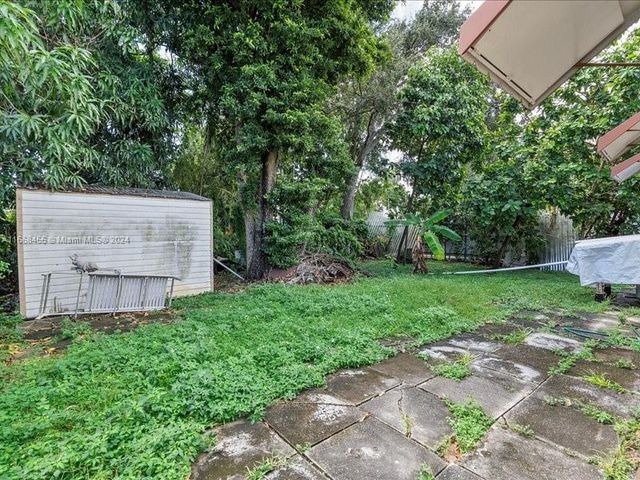 1810 NW 16th Ter, Miami, FL 33125