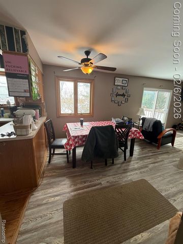 7731 Pleasant Manor Drive, Waterford, MI 48327