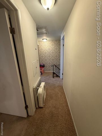 7731 Pleasant Manor Drive, Waterford, MI 48327