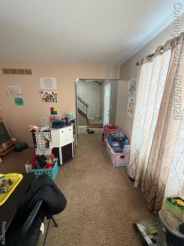 7731 Pleasant Manor Drive, Waterford, MI 48327