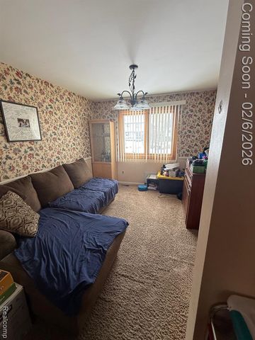 7731 Pleasant Manor Drive, Waterford, MI 48327