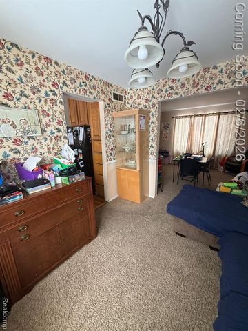 7731 Pleasant Manor Drive, Waterford, MI 48327