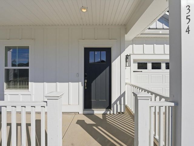 354 Calm Water Way, Summerville, SC 29486