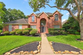 108 Oak Creek Lane, League City, TX 77573