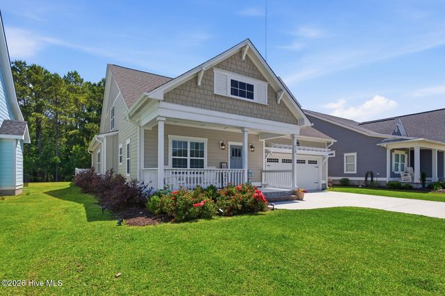 319 Lightning Bug Lane, Holly Ridge, NC 28445