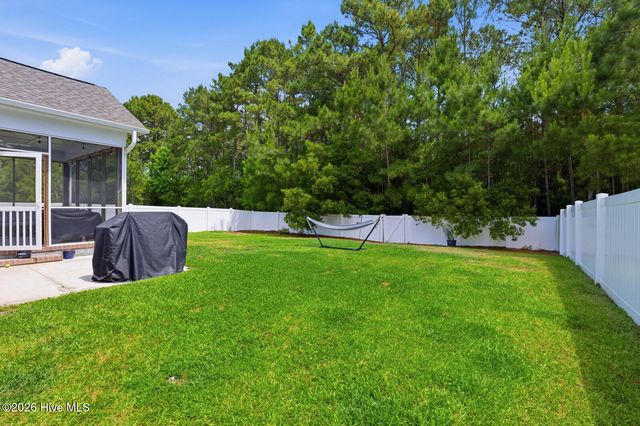 319 Lightning Bug Lane, Holly Ridge, NC 28445