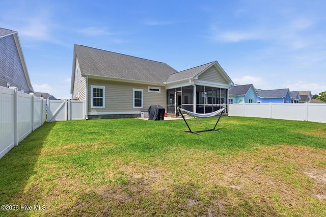 319 Lightning Bug Lane, Holly Ridge, NC 28445