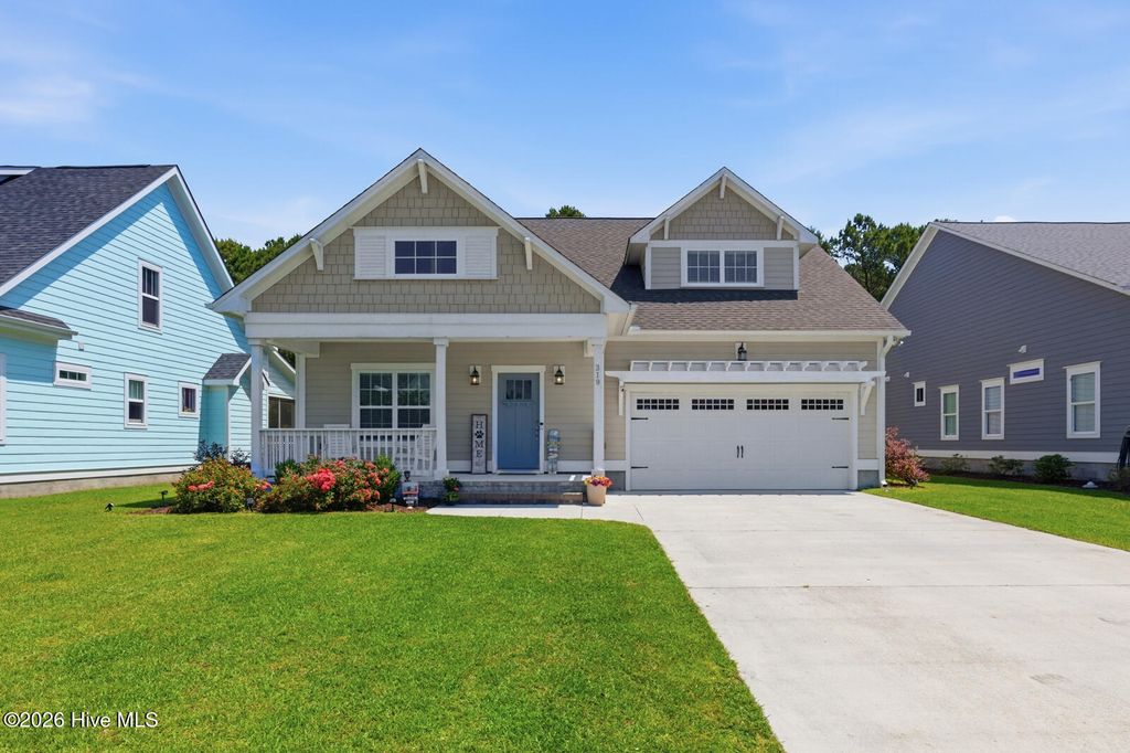 319 Lightning Bug Lane, Holly Ridge, NC 28445