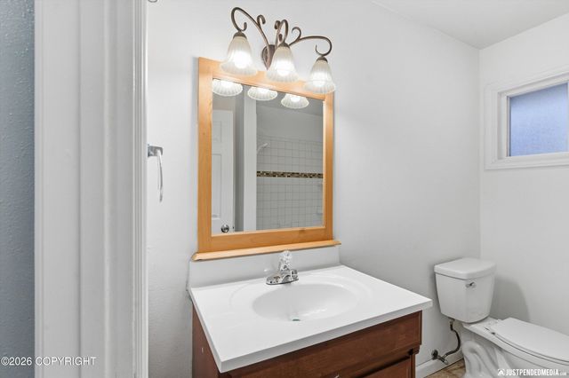 3215 E 18th Circle, Anchorage, AK 99508