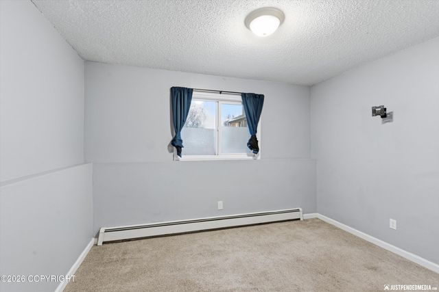 3215 E 18th Circle, Anchorage, AK 99508