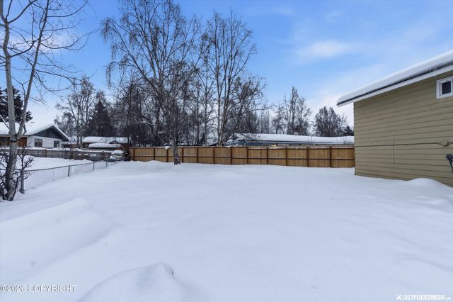 3215 E 18th Circle, Anchorage, AK 99508