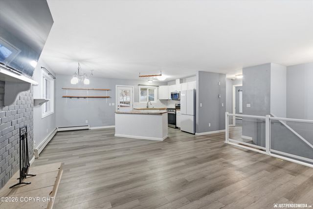 3215 E 18th Circle, Anchorage, AK 99508