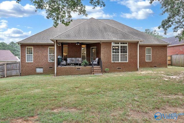 803 Anna Circle SW, Hartselle, AL 35640