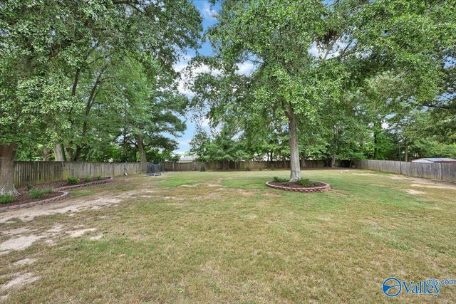 803 Anna Circle SW, Hartselle, AL 35640