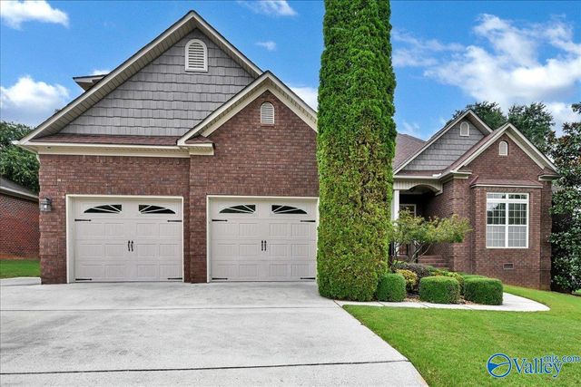 803 Anna Circle SW, Hartselle, AL 35640