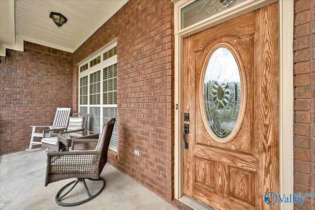 803 Anna Circle SW, Hartselle, AL 35640