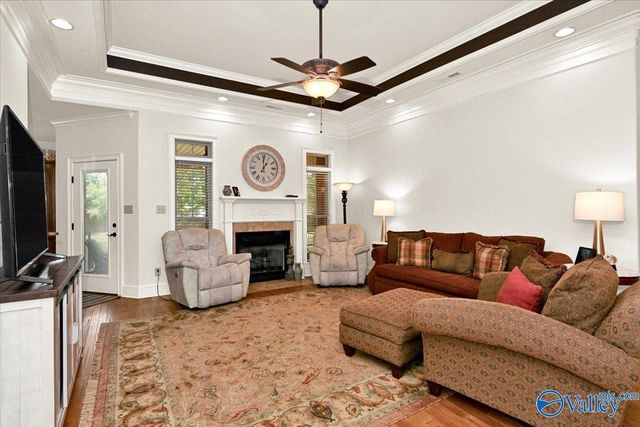 803 Anna Circle SW, Hartselle, AL 35640