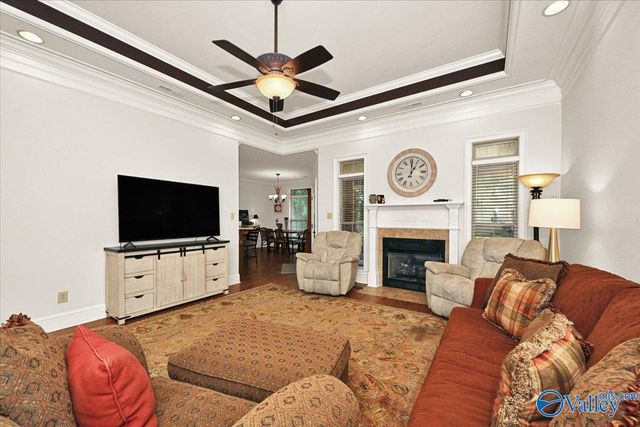 803 Anna Circle SW, Hartselle, AL 35640
