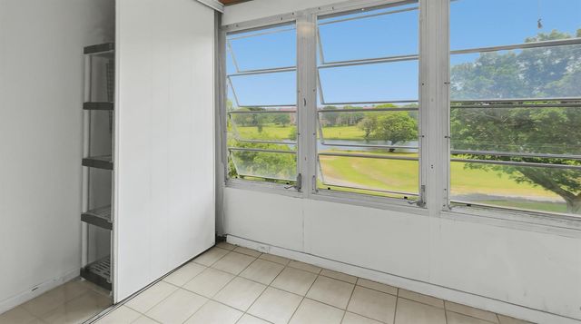 101 SW 132nd Way 418J, Hollywood, FL 33027