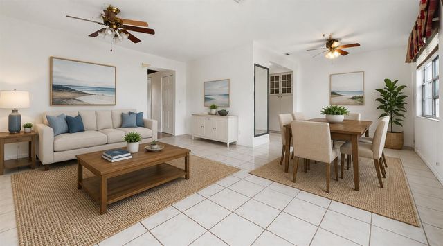 101 SW 132nd Way 418J, Hollywood, FL 33027
