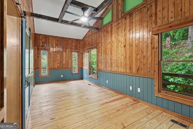 1085 Sky High Drive, Dillard, GA 30537
