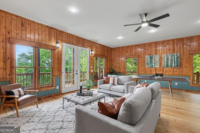 1085 Sky High Drive, Dillard, GA 30537