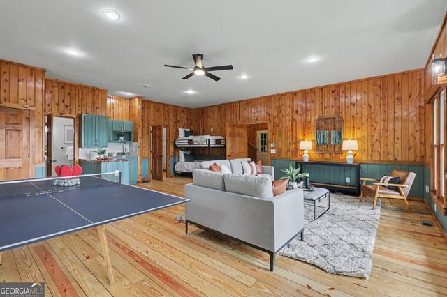 1085 Sky High Drive, Dillard, GA 30537