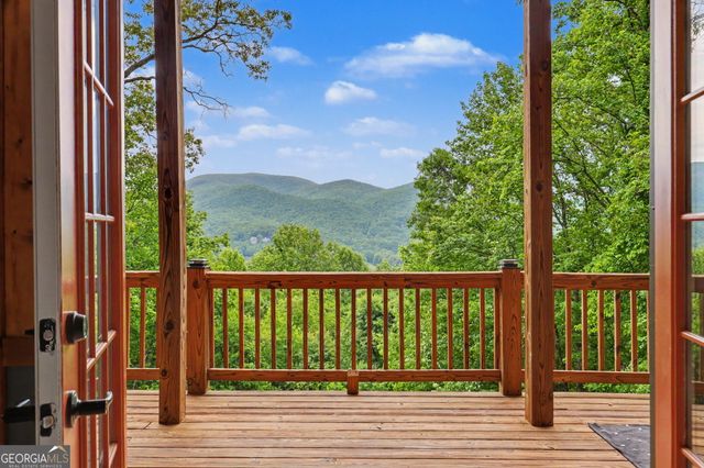 1085 Sky High Drive, Dillard, GA 30537