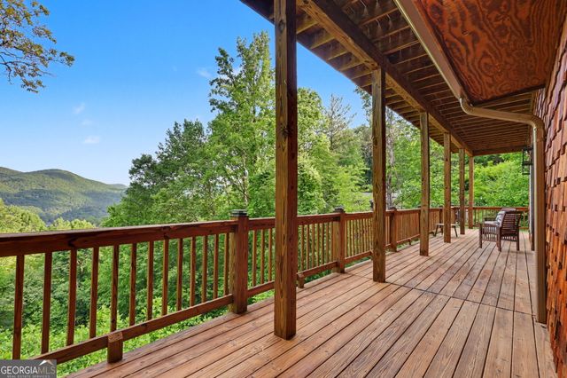 1085 Sky High Drive, Dillard, GA 30537