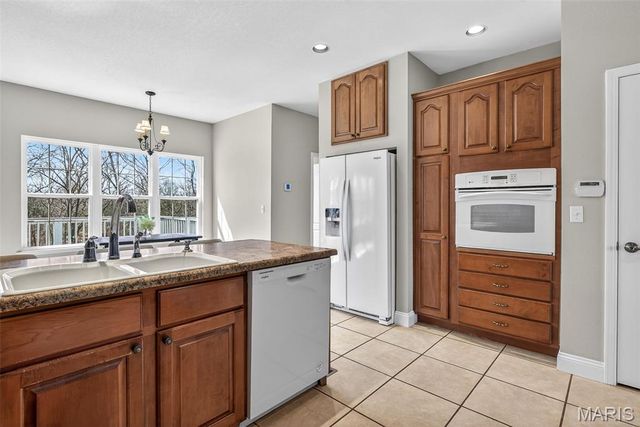 800 Bonhomme Creek Court, Bonne Terre, MO 63628