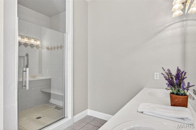 800 Bonhomme Creek Court, Bonne Terre, MO 63628