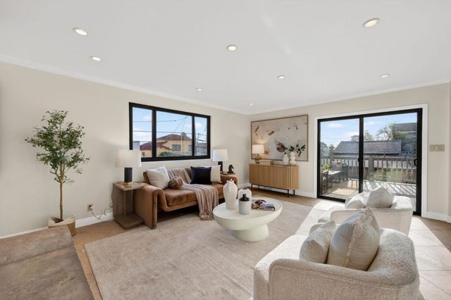 220 Palm Avenue, Millbrae, CA 94030