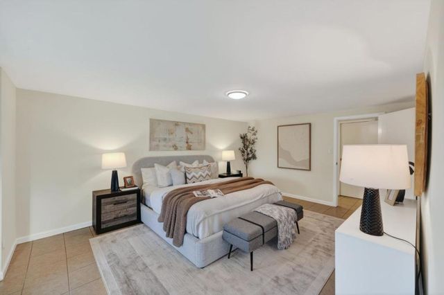 220 Palm Avenue, Millbrae, CA 94030