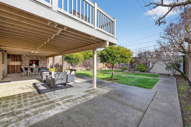 220 Palm Avenue, Millbrae, CA 94030