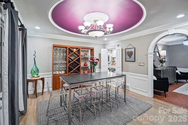 2082 2nd Street Drive NW, Hickory, NC 28601