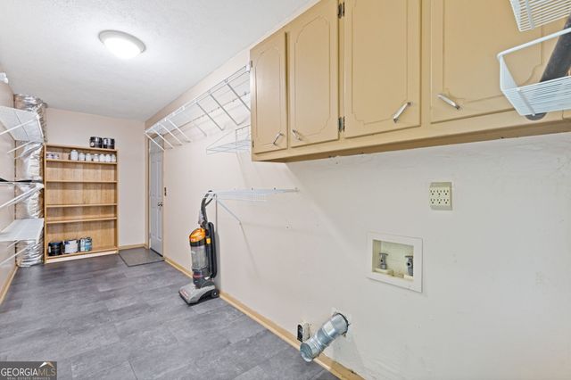 2140 Rockdale Drive NW, Conyers, GA 30012