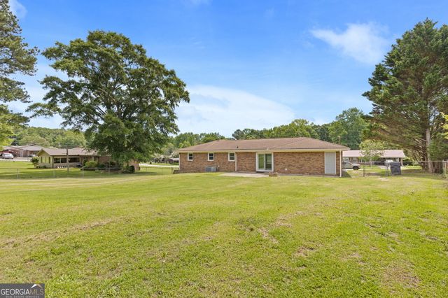 2140 Rockdale Drive NW, Conyers, GA 30012