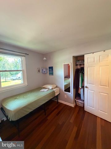 1080 BENNETT DR, Woodbury, NJ 08096
