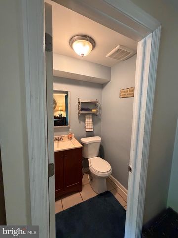 1080 BENNETT DR, Woodbury, NJ 08096