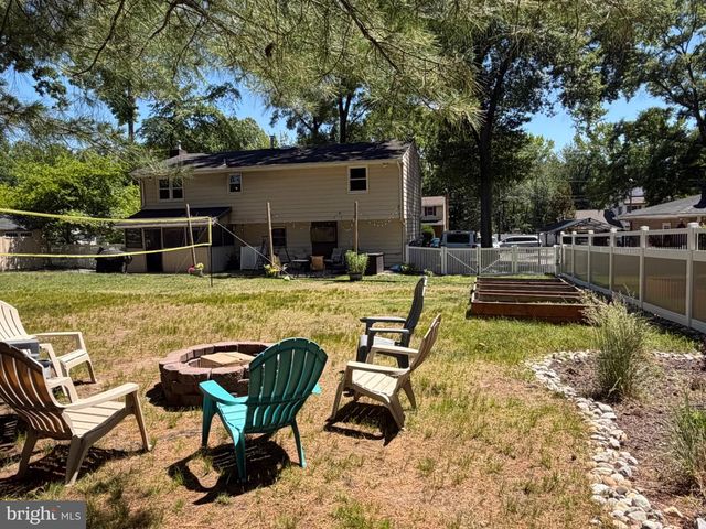1080 BENNETT DR, Woodbury, NJ 08096