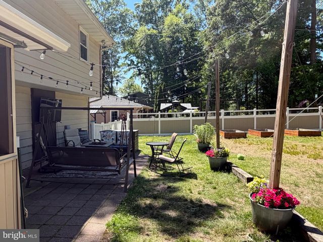 1080 BENNETT DR, Woodbury, NJ 08096