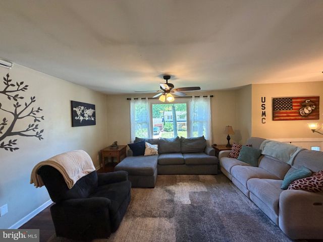 1080 BENNETT DR, Woodbury, NJ 08096