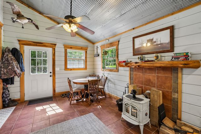 2351 Linwood Rd, Watertown, TN 37184
