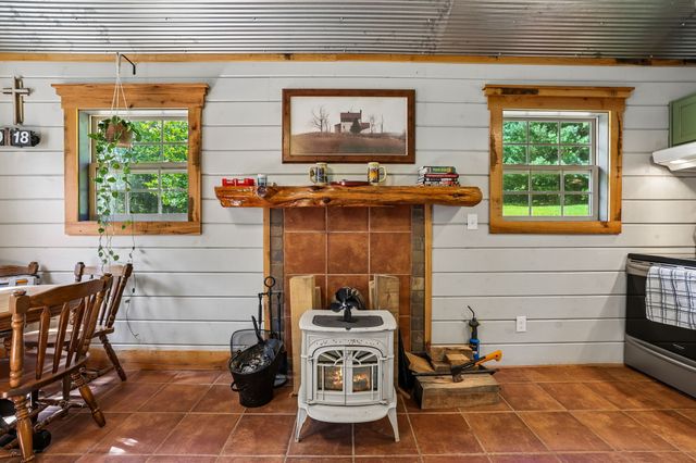 2351 Linwood Rd, Watertown, TN 37184