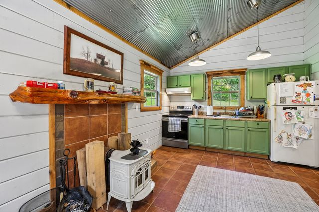 2351 Linwood Rd, Watertown, TN 37184