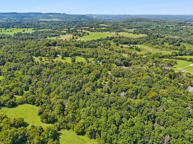 2351 Linwood Rd, Watertown, TN 37184