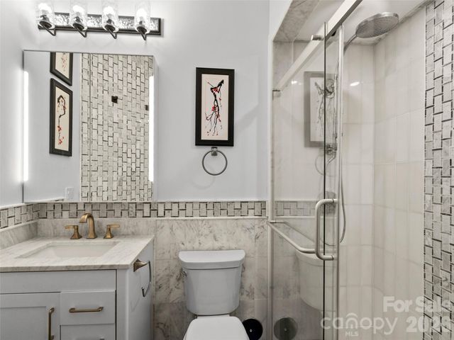220 Stoney Falls Loop 1 B2, Burnsville, NC 28714