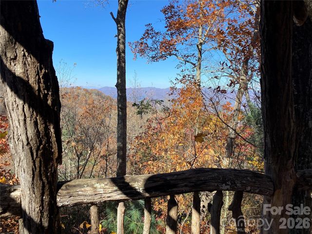 220 Stoney Falls Loop 1 B2, Burnsville, NC 28714