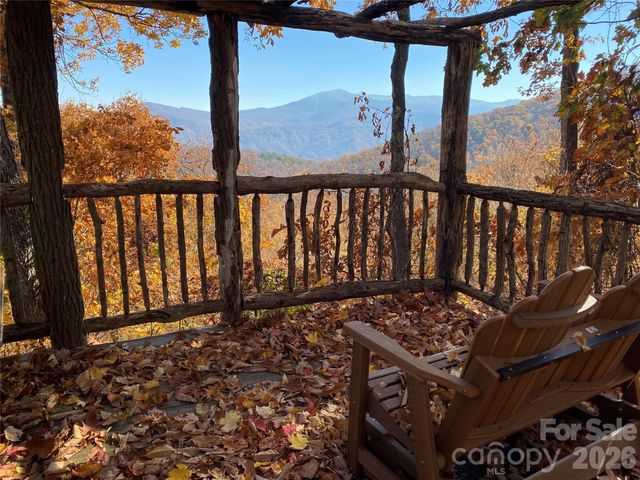 220 Stoney Falls Loop 1 B2, Burnsville, NC 28714