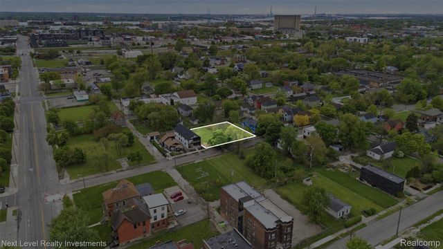 1547 Elm Street, Detroit, MI 48216